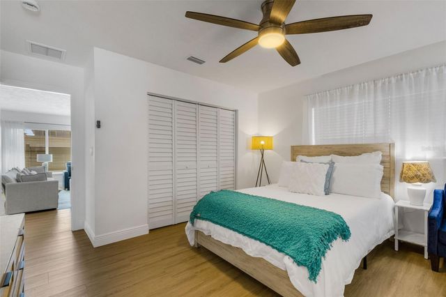18317 SUNSET BOULEVARD, Redington Shores, FL 33708