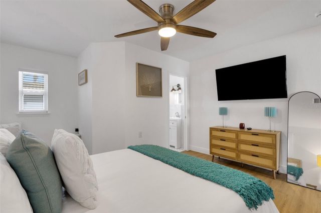 18317 SUNSET BOULEVARD, Redington Shores, FL 33708