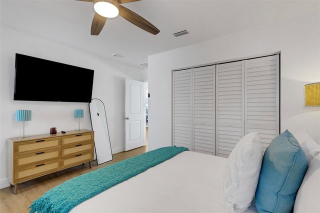 18317 SUNSET BOULEVARD, Redington Shores, FL 33708