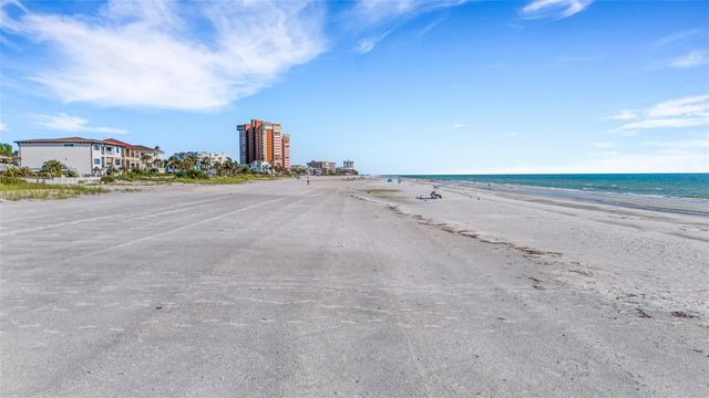 18317 SUNSET BOULEVARD, Redington Shores, FL 33708