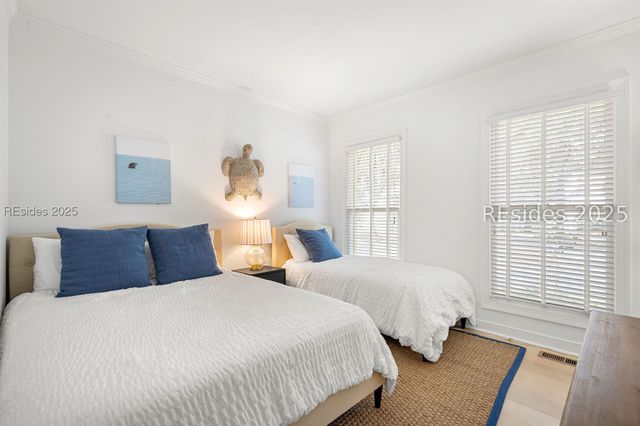 7 Plantation Homes Dr, Daufuskie Island, SC 29915