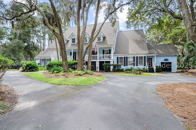 7 Plantation Homes Dr, Daufuskie Island, SC 29915