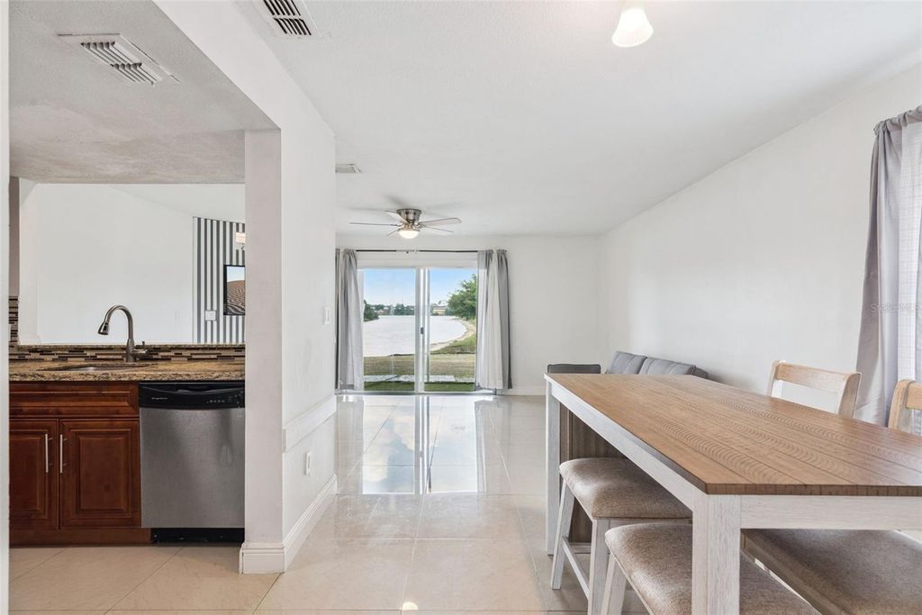Image 16 of property listing at 214 MAJORS LANE F, Kissimmee, FL 34743