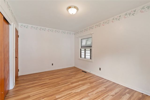 100 East Street, Canandaigua City, NY 14424