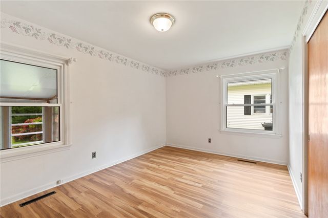 100 East Street, Canandaigua City, NY 14424