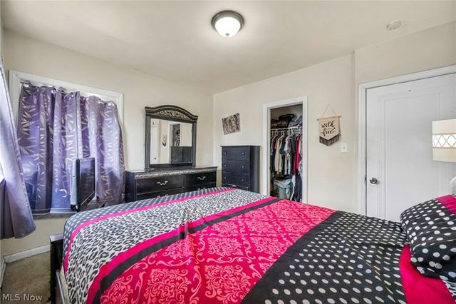 12827 Kirton, Cleveland, OH 44135