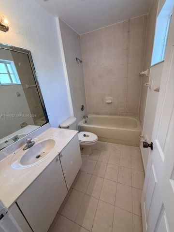 820 SW 6TH CT, Florida City, FL 33034