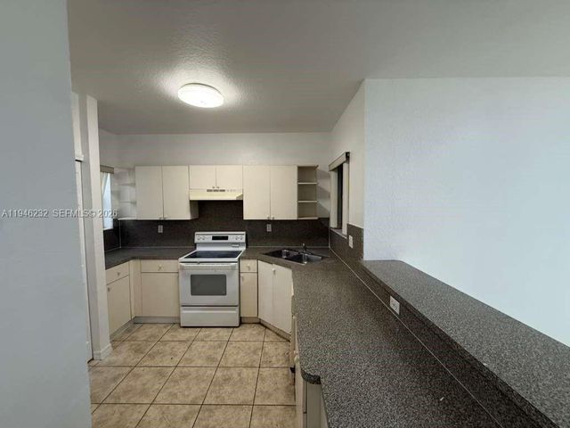 820 SW 6TH CT, Florida City, FL 33034