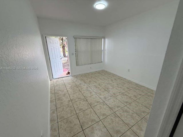 820 SW 6TH CT, Florida City, FL 33034