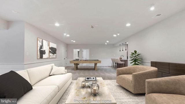 1801 N TAYLOR STREET, Arlington, VA 22207