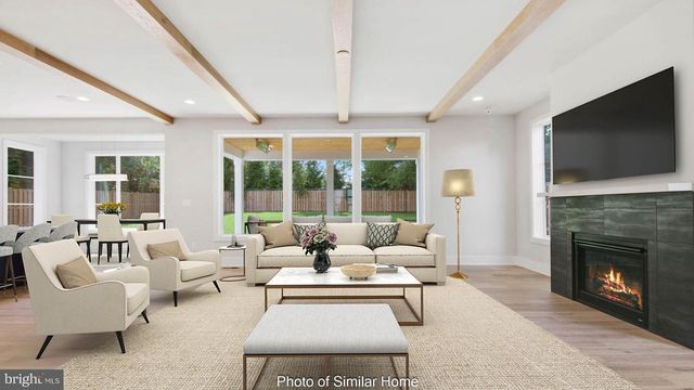 1801 N TAYLOR STREET, Arlington, VA 22207