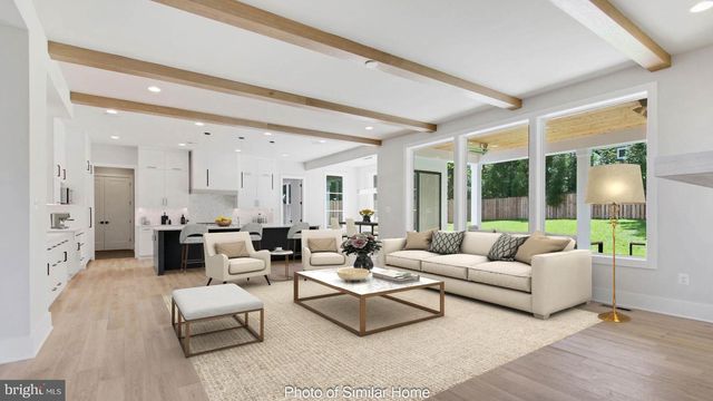 1801 N TAYLOR STREET, Arlington, VA 22207