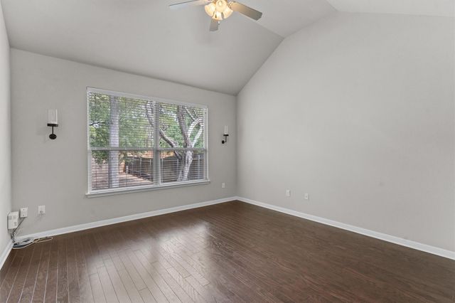 7709 Menchaca RD 22, Austin, TX 78745