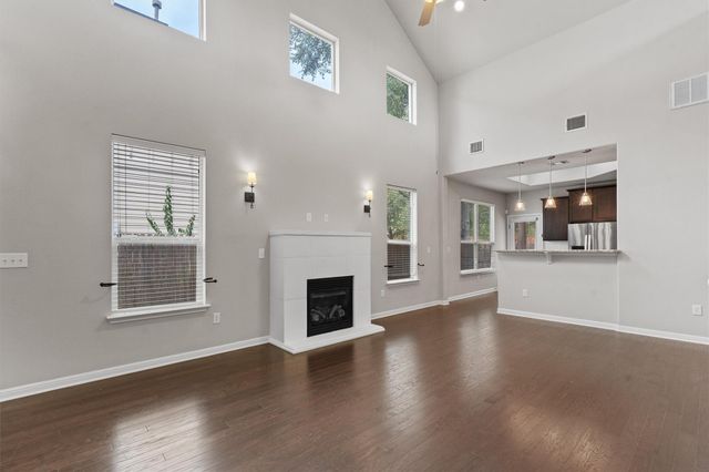 7709 Menchaca RD 22, Austin, TX 78745