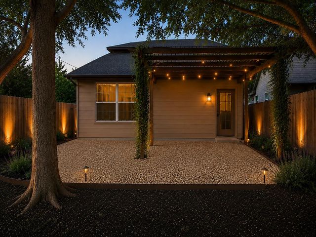 7709 Menchaca RD 22, Austin, TX 78745
