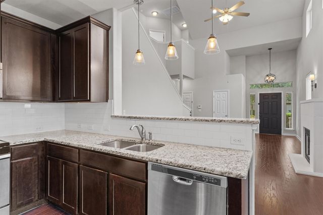 7709 Menchaca RD 22, Austin, TX 78745