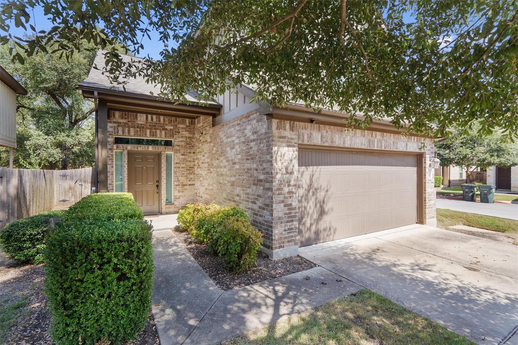 7709 Menchaca RD 22, Austin, TX 78745