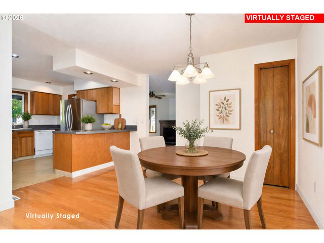 8600 Se HOOD St, Clackamas, OR 97015