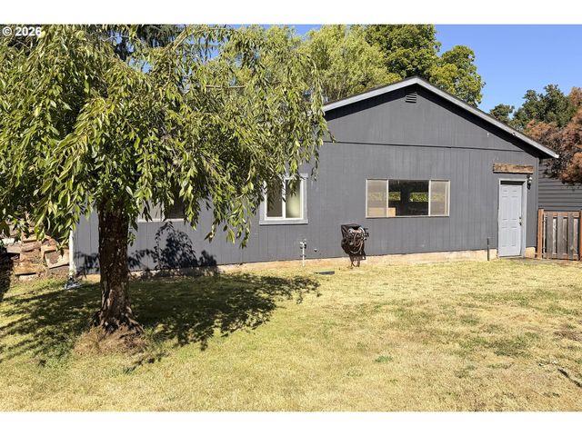 8600 Se HOOD St, Clackamas, OR 97015