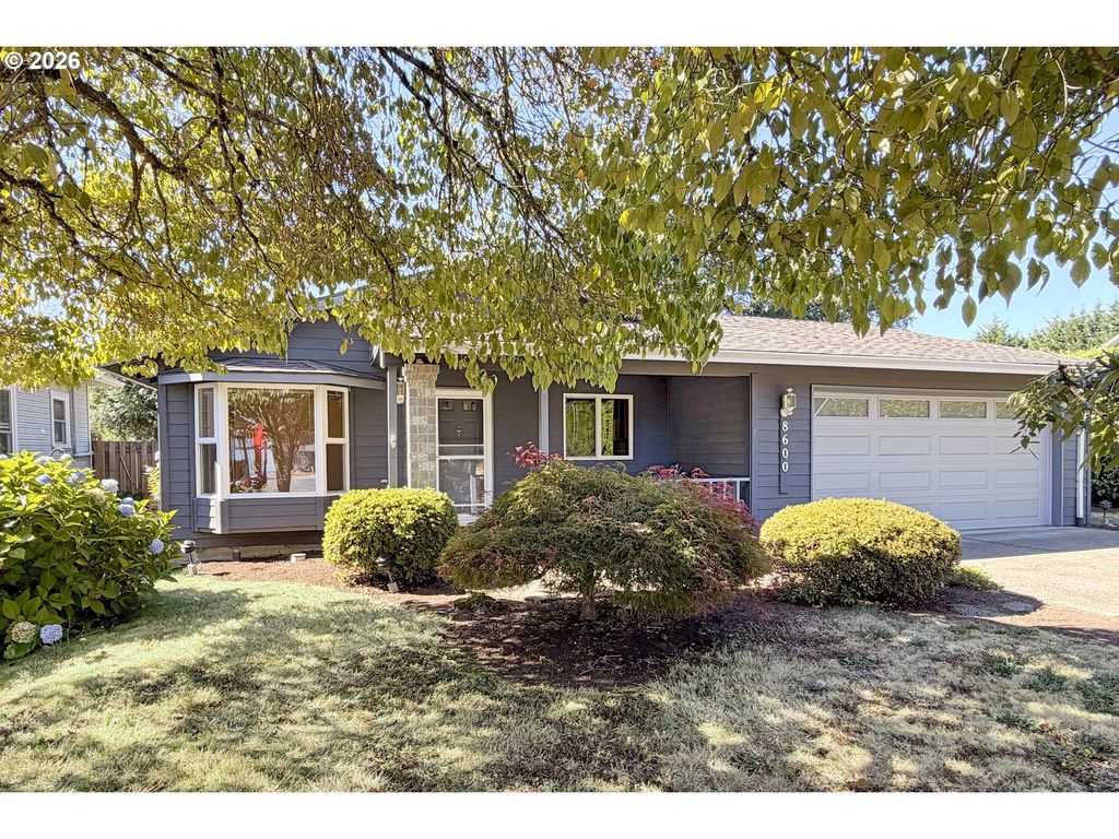 8600 Se HOOD St, Clackamas, OR 97015