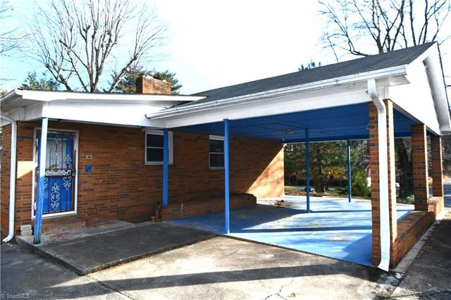 3650 Spaulding Drive, Winston-salem, NC 27105