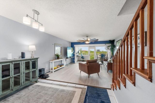 9434 TARA CAY COURT 25, Seminole, FL 33776