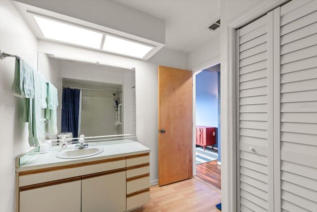 9434 TARA CAY COURT 25, Seminole, FL 33776