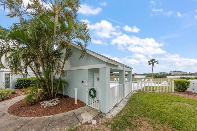 9434 TARA CAY COURT 25, Seminole, FL 33776