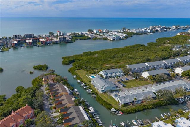 9434 TARA CAY COURT 25, Seminole, FL 33776