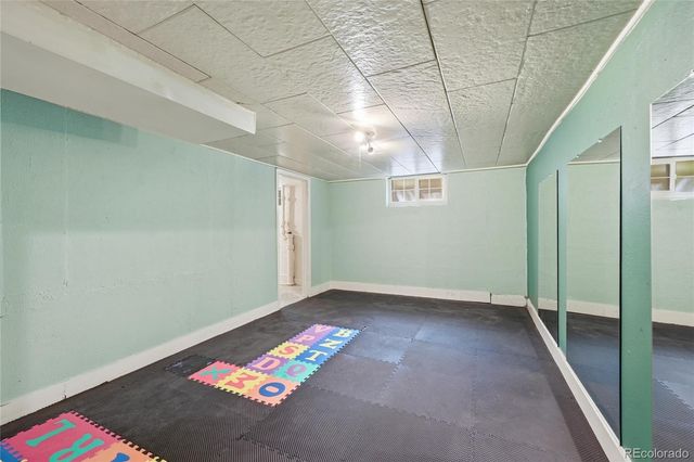 1000 Locust Street, Denver, CO 80220