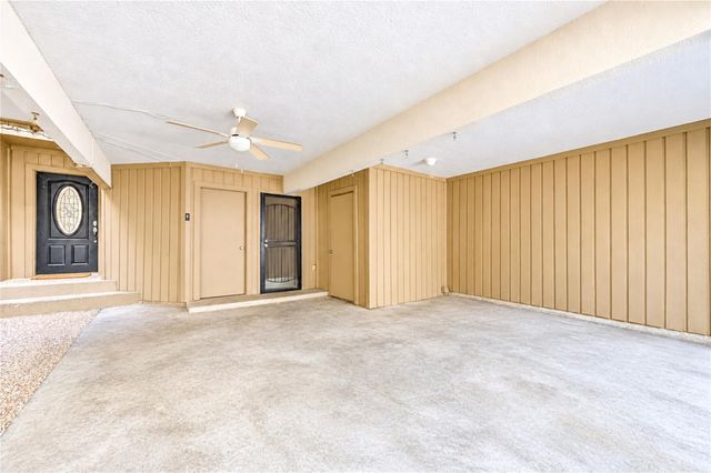 9400 Doliver Drive 42, Houston, TX 77063