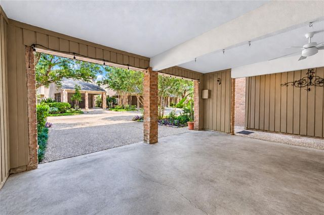 9400 Doliver Drive 42, Houston, TX 77063
