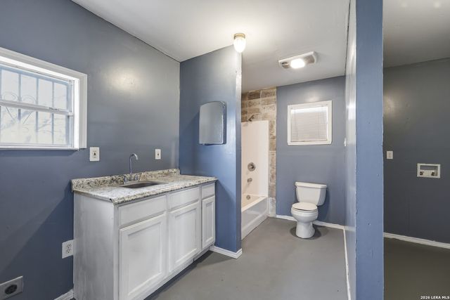 17896 PLEASANTON RD, San Antonio, TX 78221