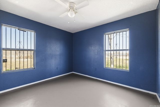 17896 PLEASANTON RD, San Antonio, TX 78221