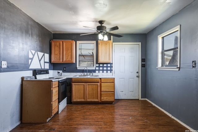 17896 PLEASANTON RD, San Antonio, TX 78221