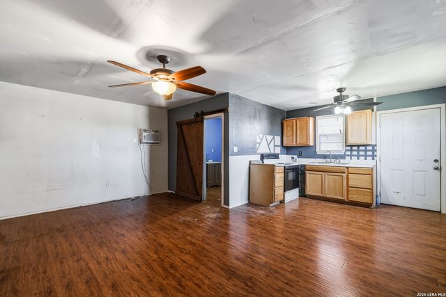 17896 PLEASANTON RD, San Antonio, TX 78221