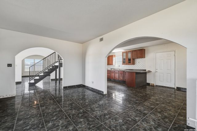 17896 PLEASANTON RD, San Antonio, TX 78221