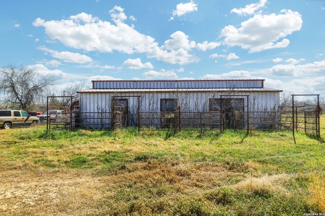 17896 PLEASANTON RD, San Antonio, TX 78221