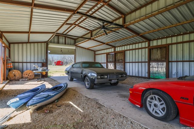 17896 PLEASANTON RD, San Antonio, TX 78221