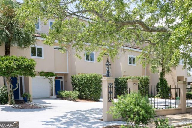1028 Beachview Drive 2, St. Simons, GA 31522