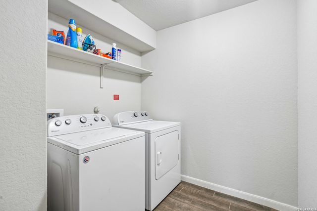 894 PUMPKIN RDG, New Braunfels, TX 78130