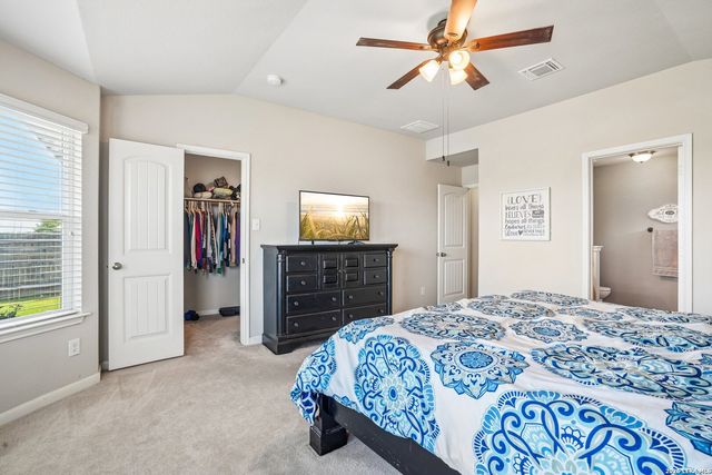 894 PUMPKIN RDG, New Braunfels, TX 78130