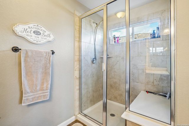 894 PUMPKIN RDG, New Braunfels, TX 78130
