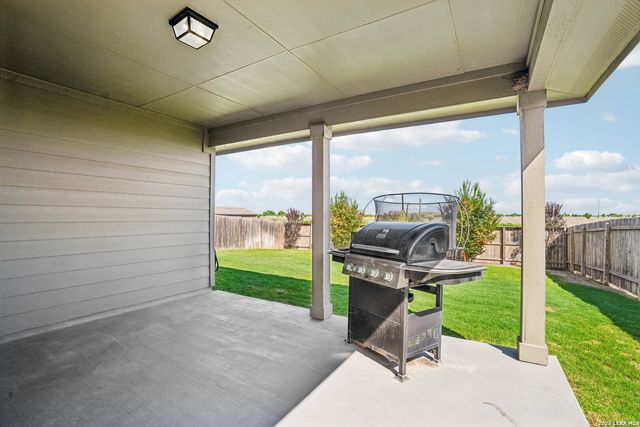 894 PUMPKIN RDG, New Braunfels, TX 78130
