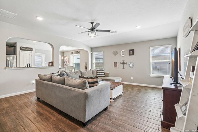 894 PUMPKIN RDG, New Braunfels, TX 78130