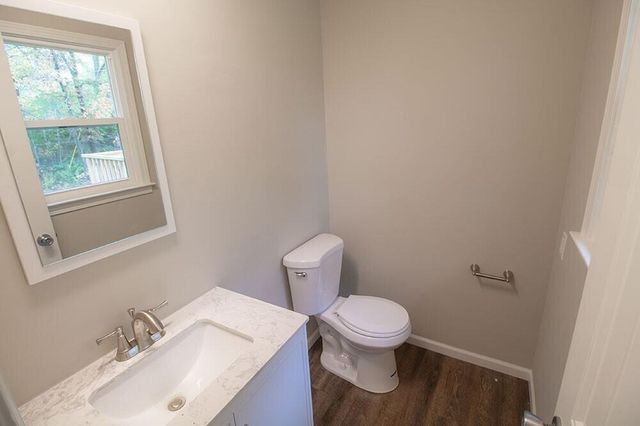 1909 NEWTON DR, Columbia, MO 65202