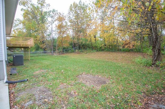 1909 NEWTON DR, Columbia, MO 65202