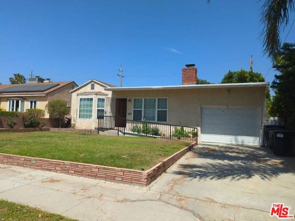 1104 N Frederic Street, Burbank, CA 91505