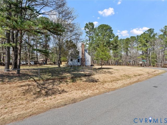 2591 Barnesway Ln, Henrico, VA 23231