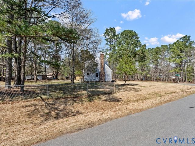 2591 Barnesway Ln, Henrico, VA 23231